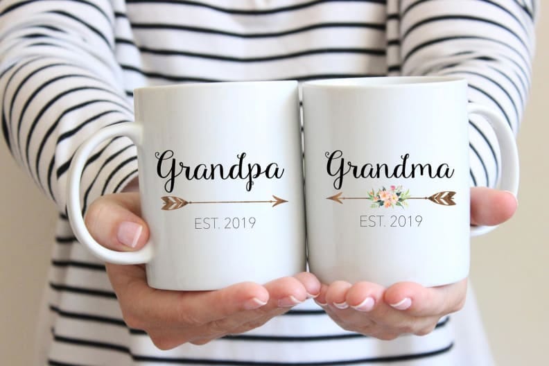gifts for expectant grandmothers